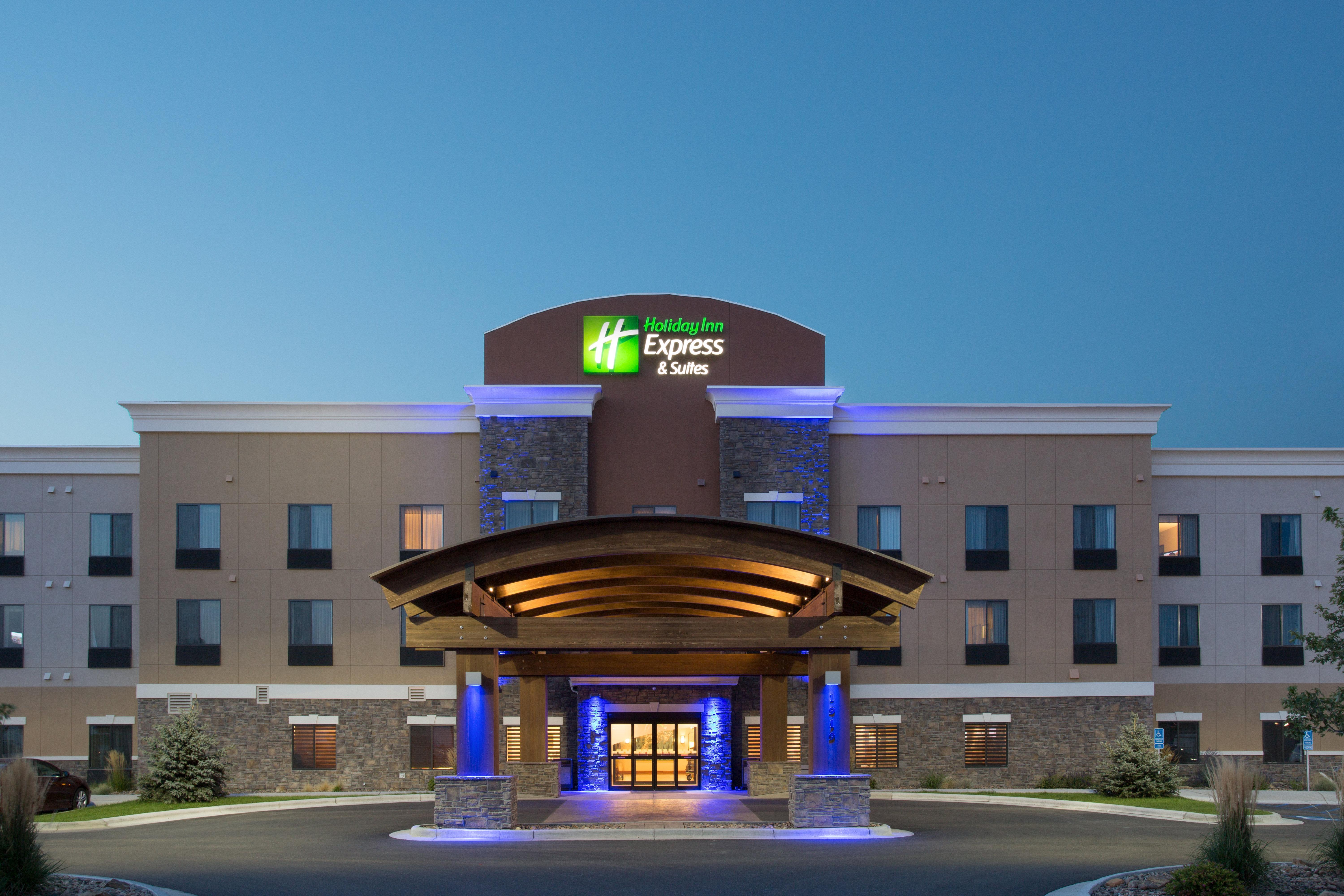 Holiday Inn Express & Suites Glendive By Ihg Екстериор снимка