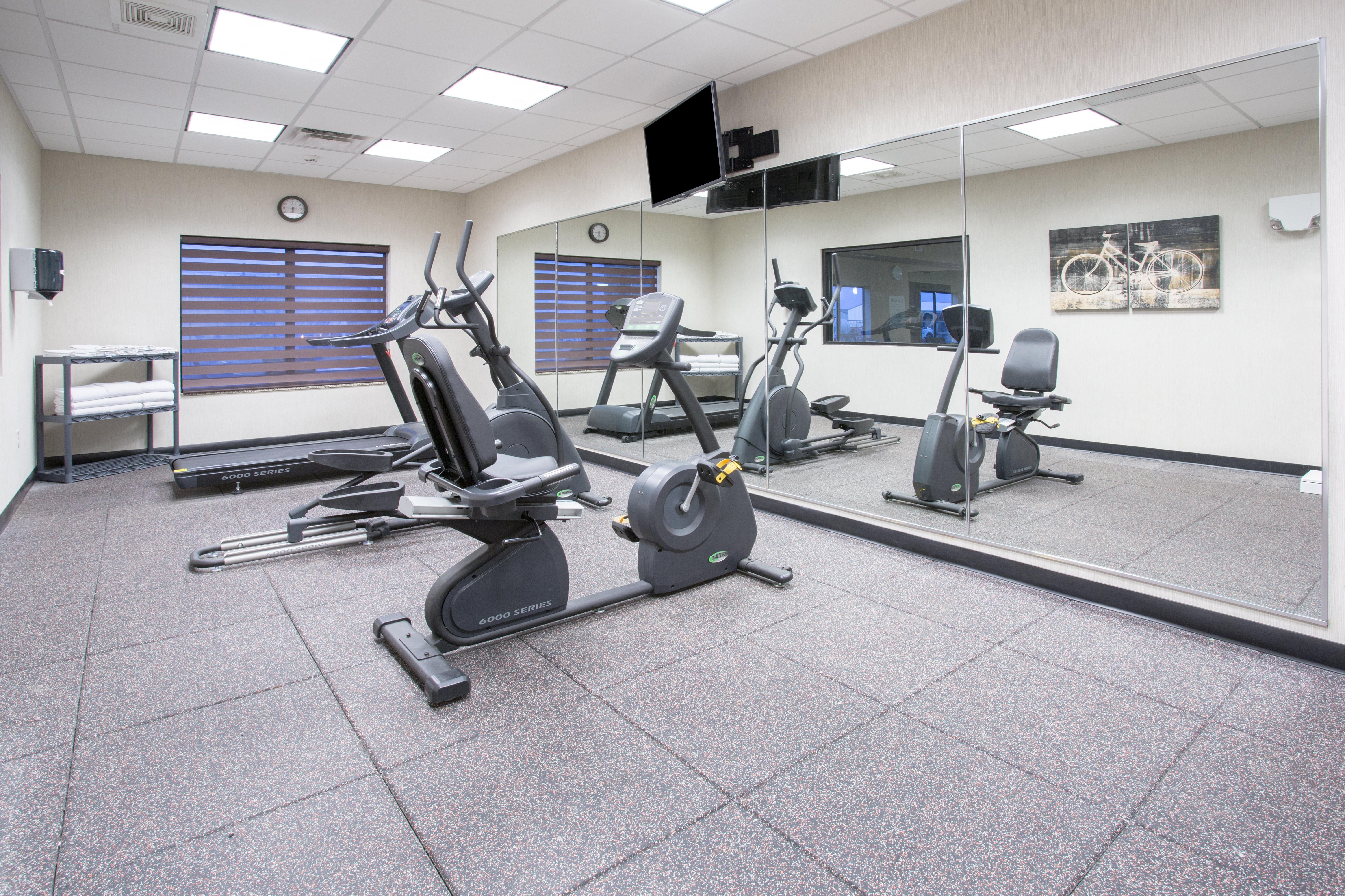 Holiday Inn Express & Suites Glendive By Ihg Екстериор снимка